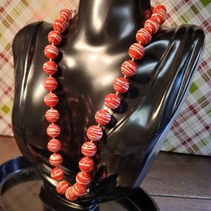 Large Chunk Retro Vintage Red with White Striped Acrylic Beaded Necklace #14W